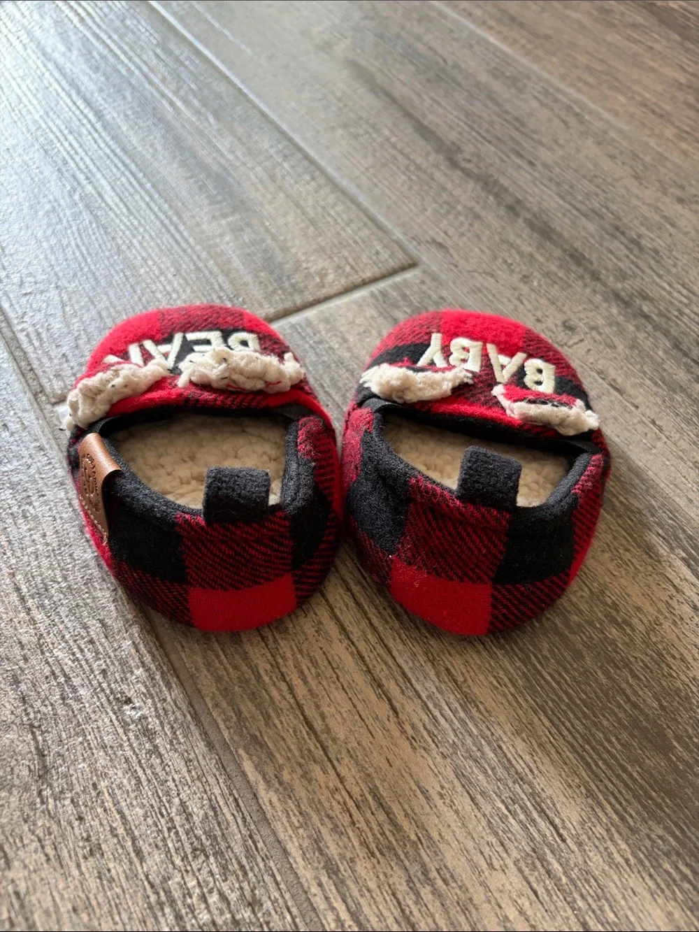 dearfoams Red and Black Plaid 'BABY BEAR' Kids Slippers